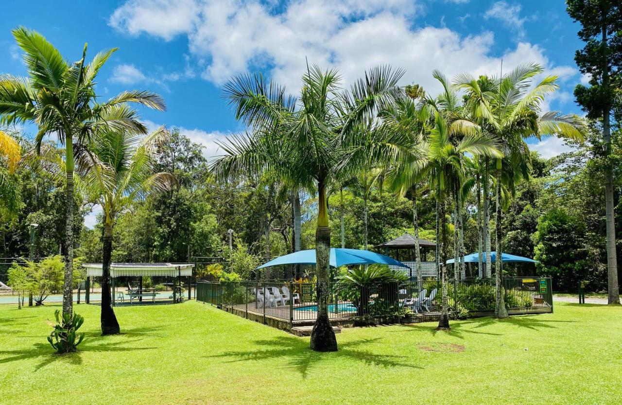 Ferns Hideaway Resort Byfield Eksteriør bilde